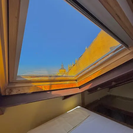 Apartment En Plaza Mayor De