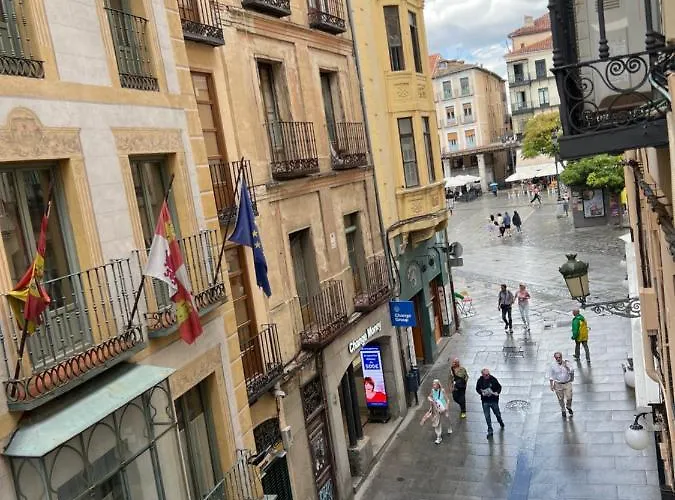 En Plaza Mayor De דירה *