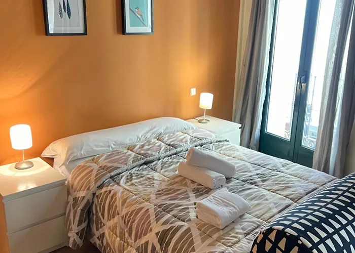 En Plaza Mayor De 세고비아