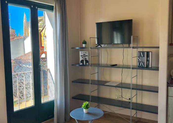 En Plaza Mayor De * Segovia