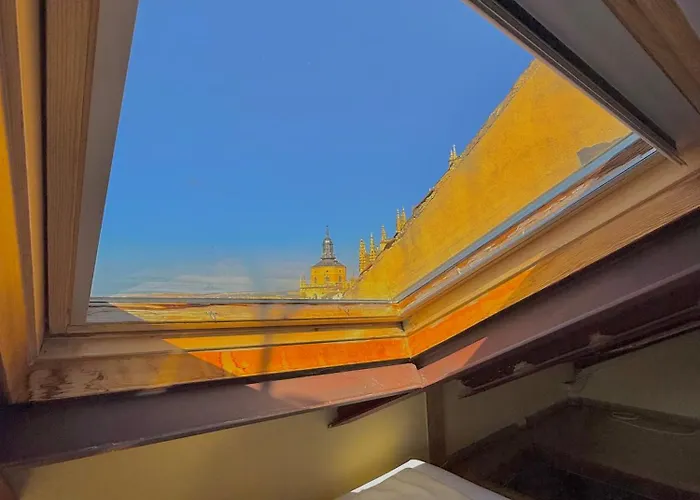 公寓 En Plaza Mayor De